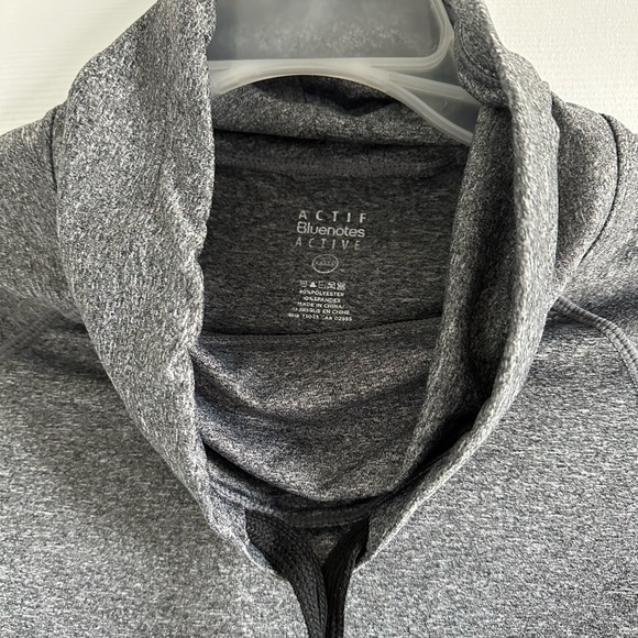Gray blue notes xs active wear - Picture 2 of 2